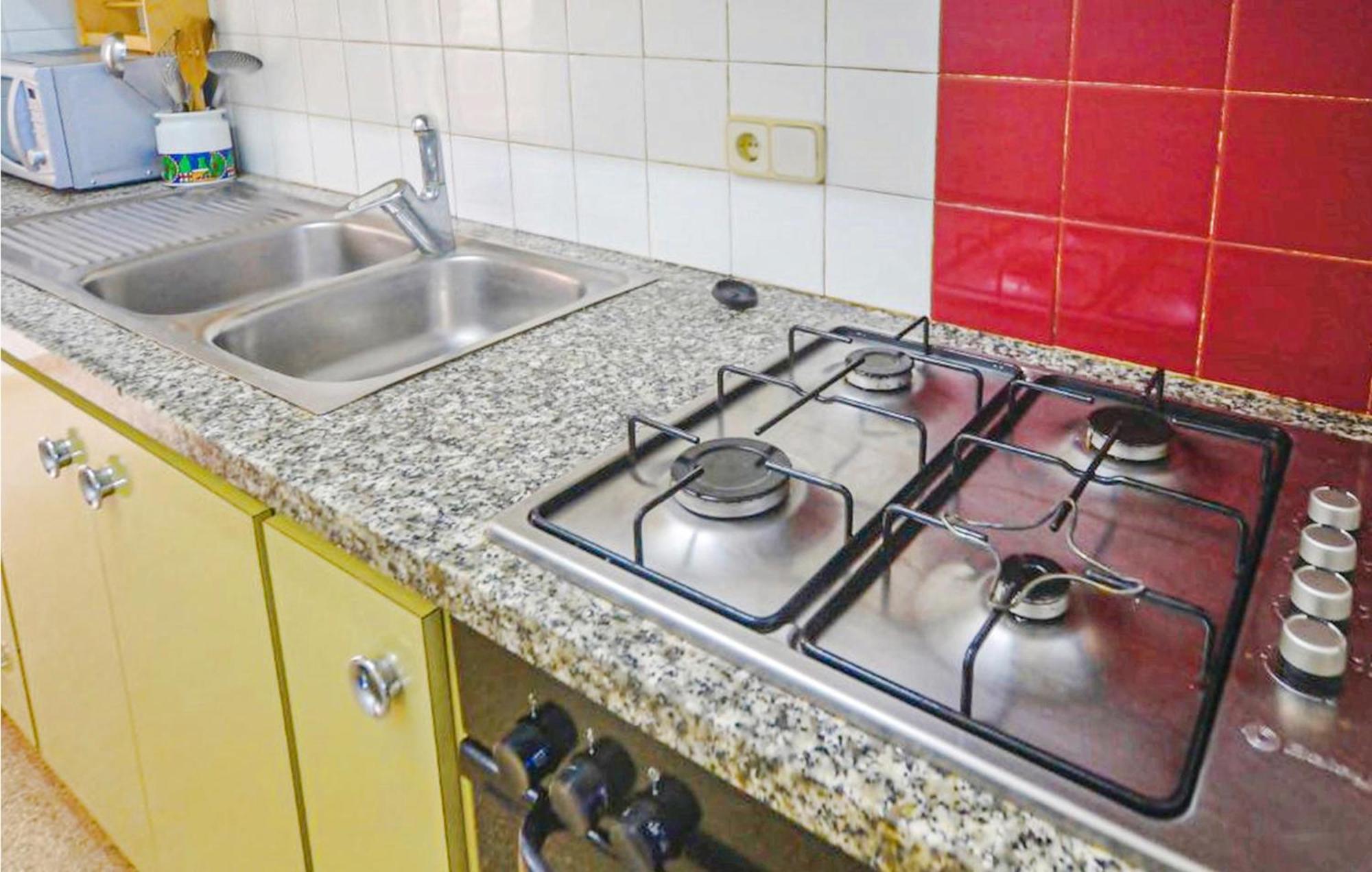 Awesome Apartment In Santa Susanna With Kitchen Luaran gambar