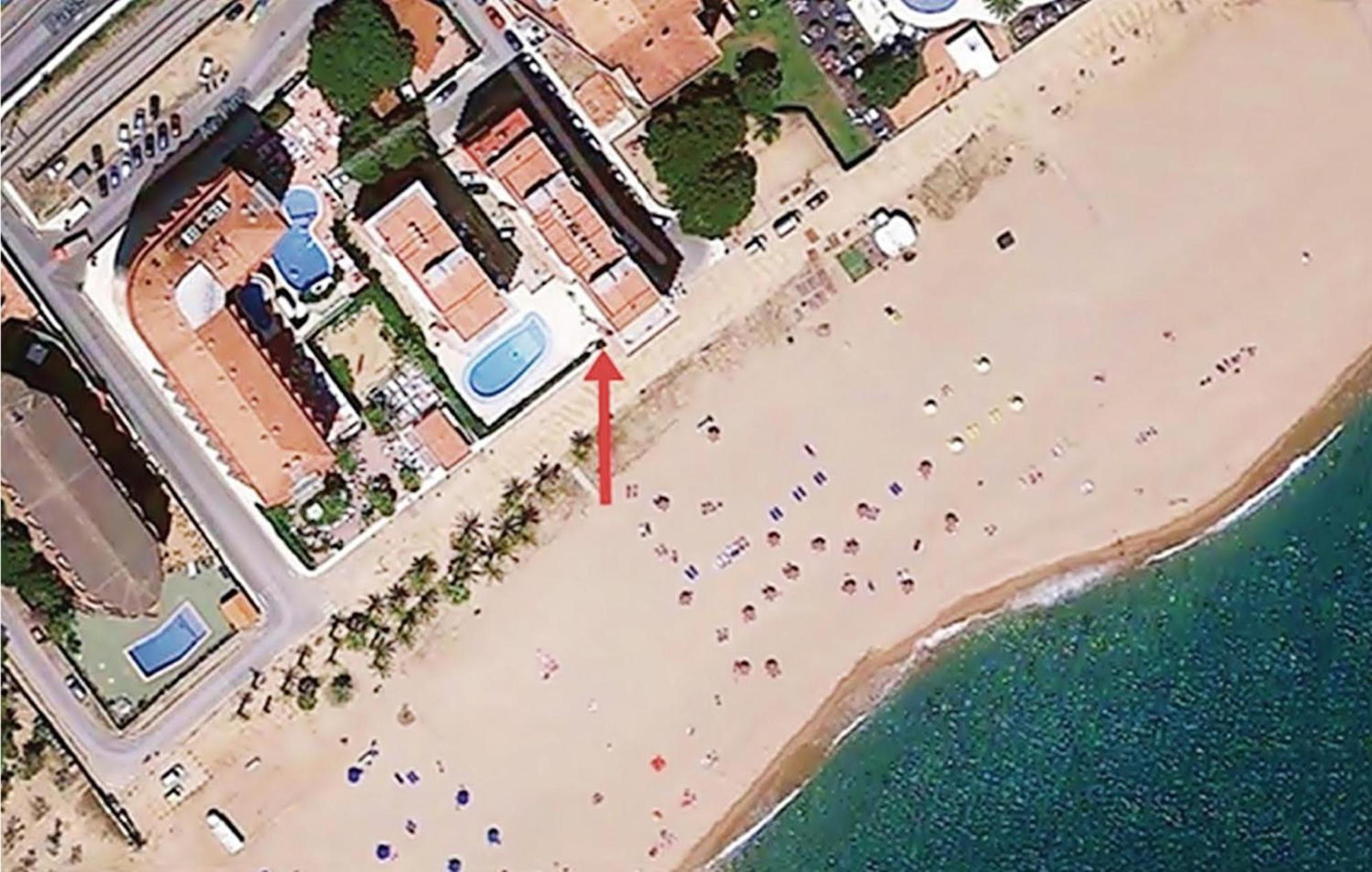 Awesome Apartment In Santa Susanna With Kitchen Luaran gambar